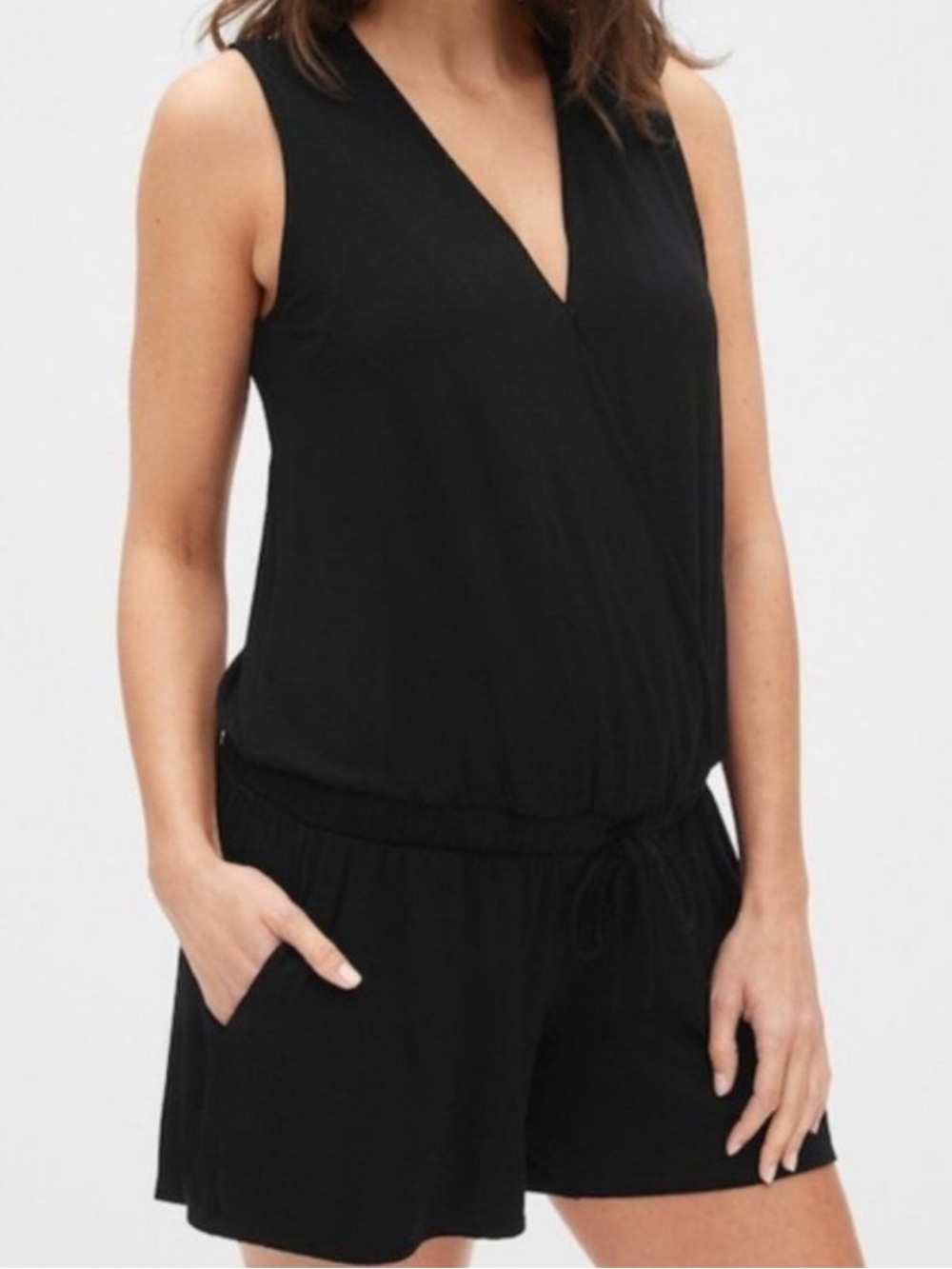 Gap Black Sleeveless Cross Front Wrap Style Jersey Knit Stretch Romper Small